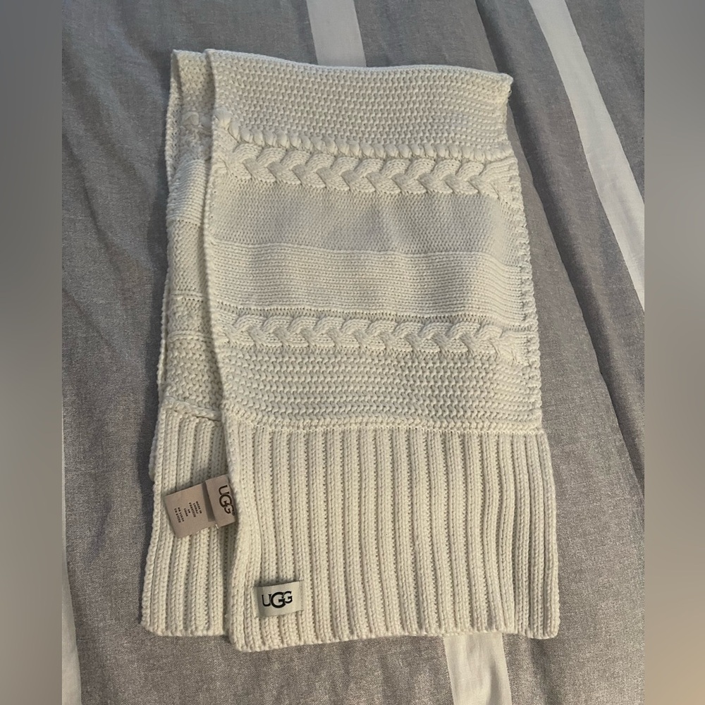 UGG Australia Long Knitted White Scarf 68” L x 10”W